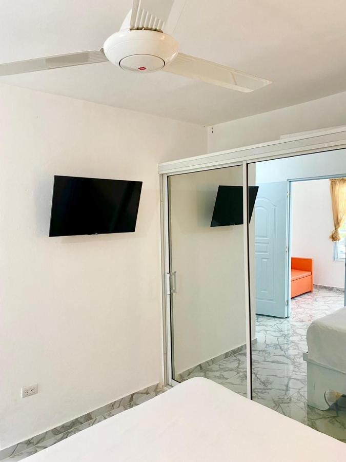 Apartamentos Felix Лас-Терренас Екстер'єр фото